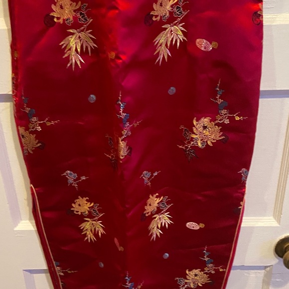 Yue Hsa Elegant Red Floral Dress - Picture 7 of 11